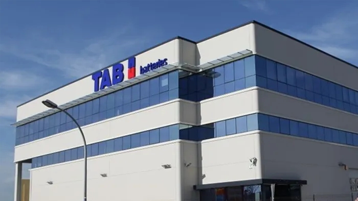 Quem é a TAB Batteries?